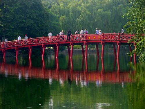 du lich ha noi1 Vietnam Tours Ha Noi   Hue