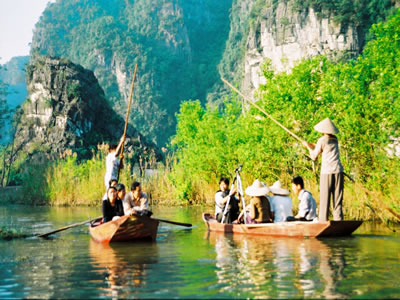 du lich chua huong