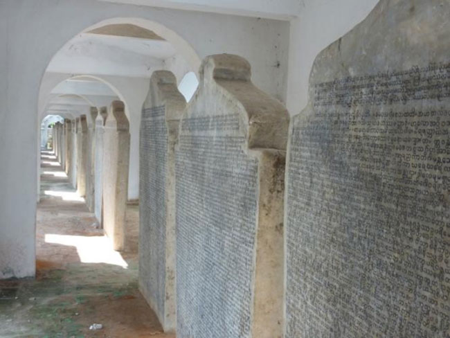 Bo kinh phat lon nhat the gioi Myanmar