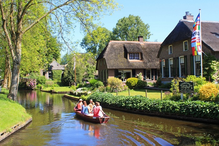  Giethoorn