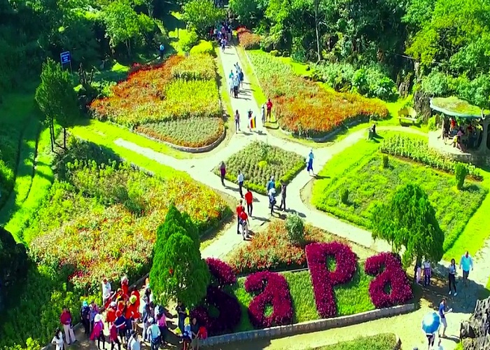 Khu du lịch Núi Hàm Rồng 