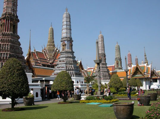 Hoàng Cung Ngũ Thế Hoàng Hoang cung ngu the hoang