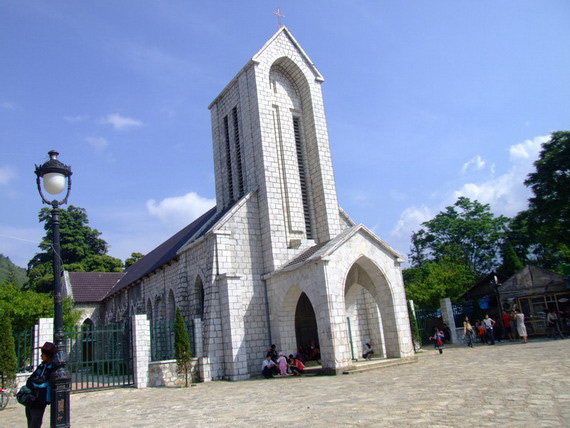 Nhà thờ Sapa