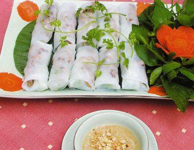 Bánh ướt thịt nướng Huế