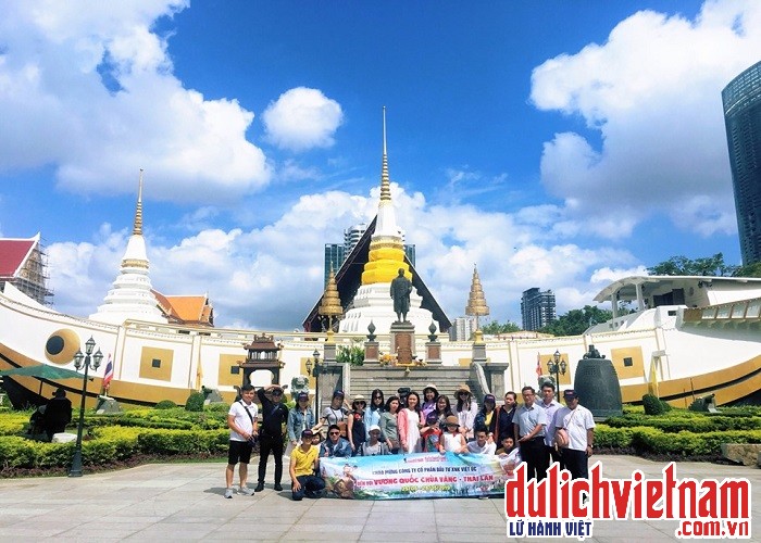 viếng thăm Wat Yannawa