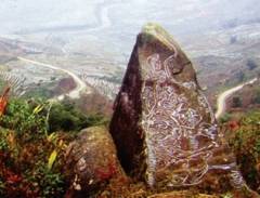 Bãi đá cổ huyền bí ở Sapa