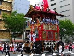 Tưng Bừng Chào Đón Lễ Hội Gion Nhật Bản
