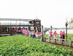 TP. Hồ Chí Minh phấn đấu đón gần 3,8 triệu khách quốc tế trong năm 2012