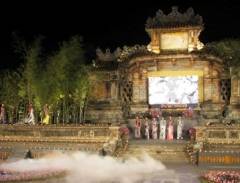 Đặc sắc Lễ hội áo dài tại Festival Huế 2012
