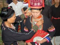 Độc đáo lễ cưới người Dao Nga Hoàng ở Yên Bái