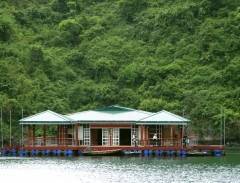 Triển lãm đời sống văn hoá tâm linh của ngư dân trên Vịnh Hạ Long