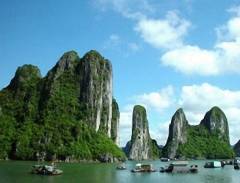 Quảng Ninh: Nâng cao chất lượng dịch vụ - Bước chạy đà hoàn hảo cho phát triển du lịch hiện đại