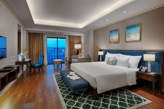 Deluxe Bay View
