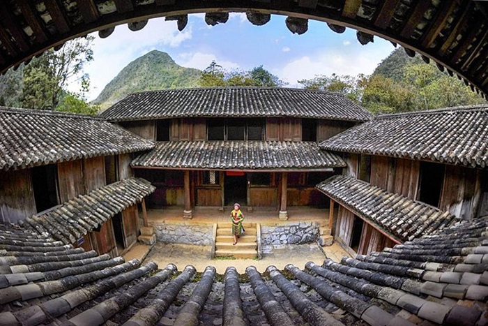 Tour du lịch Hà Giang 4 ngày khám phá Dinh Vua Mèo