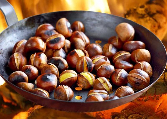 Thưởng thức hạt dẻ Cao Bằng