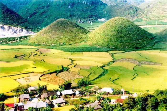 Tour du lịch Hà Giang 4 ngày tham quan núi đôi Cô Tiên