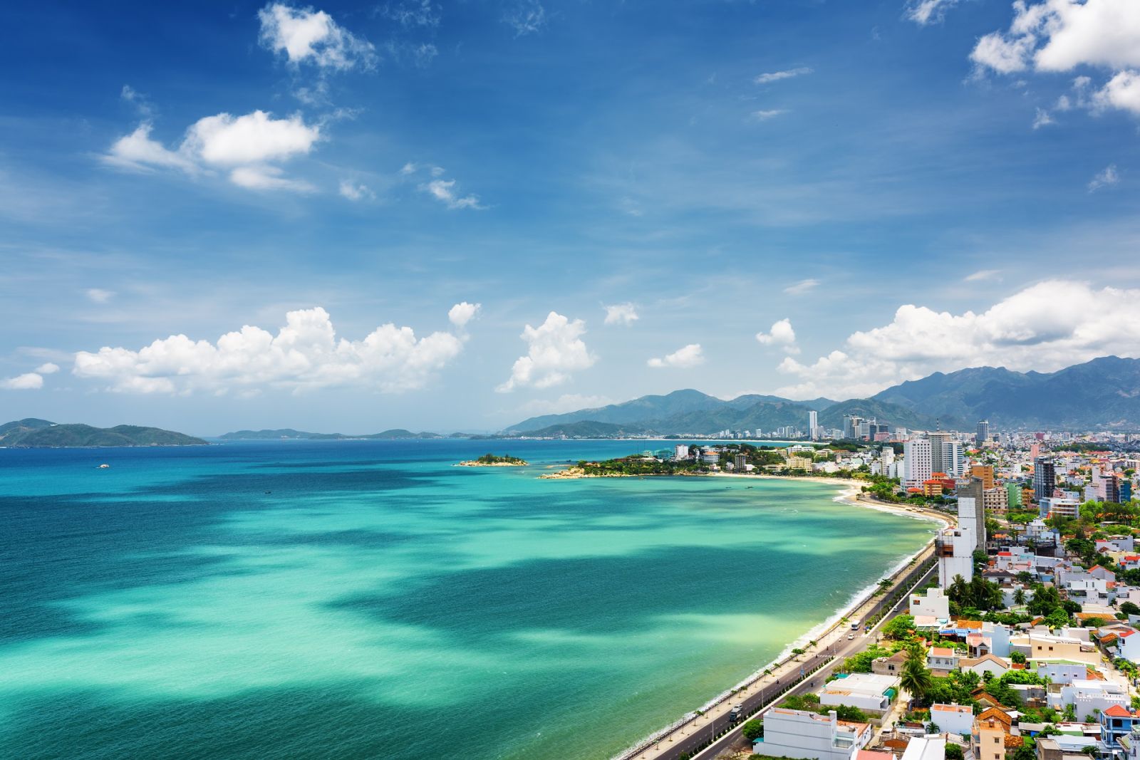 Khám phá thành phố biển Nha Trang xinh đẹp