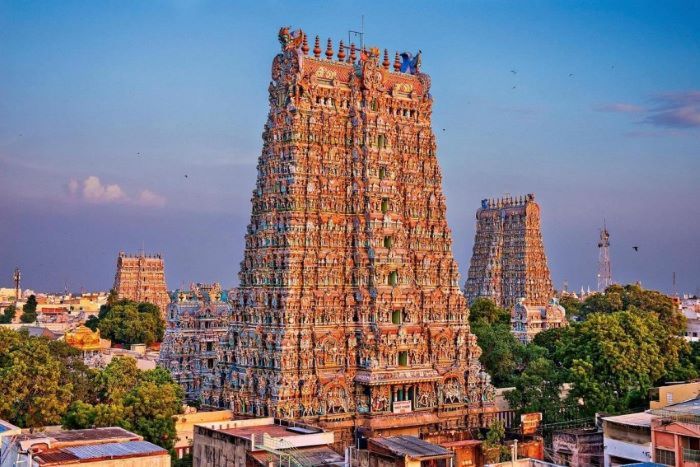 Kiến trúc có phần quỷ dị của đền Meenakshi