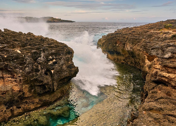 Du Lịch Bali 4N3Đ: HCM - Cổng Trời Handara - Đền Ulun Danu - Bãi Biển Jimbaran, Tặng Bali Swing + Hotel 4*, Vietnam Airlines