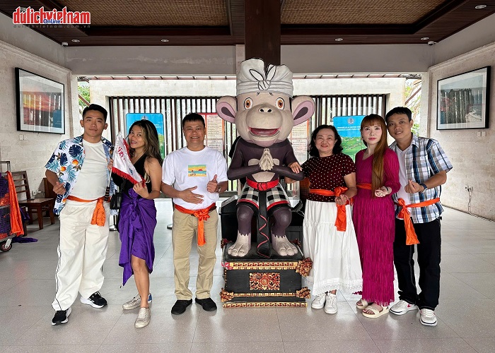 Du Lịch Bali 4N3Đ: HCM - Cổng Trời Handara - Đền Ulun Danu - Bãi Biển Jimbaran, Tặng Bali Swing + Hotel 4*, Vietnam Airlines