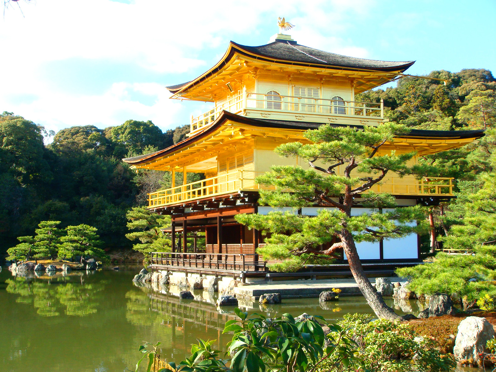 Chùa Vàng là một trong những biểu tượng của Kyoto