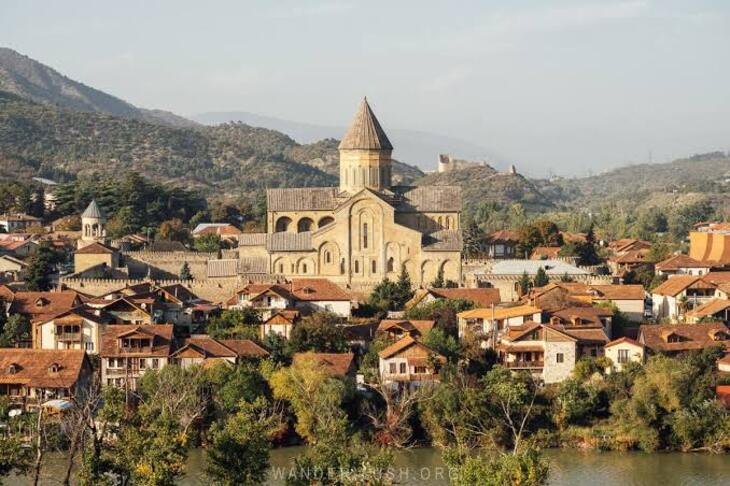 Du Lịch Tây Á: Hà Nội - Azerbaijan - Georgia - Armenia 11 Ngày Bay Qatar Airways
