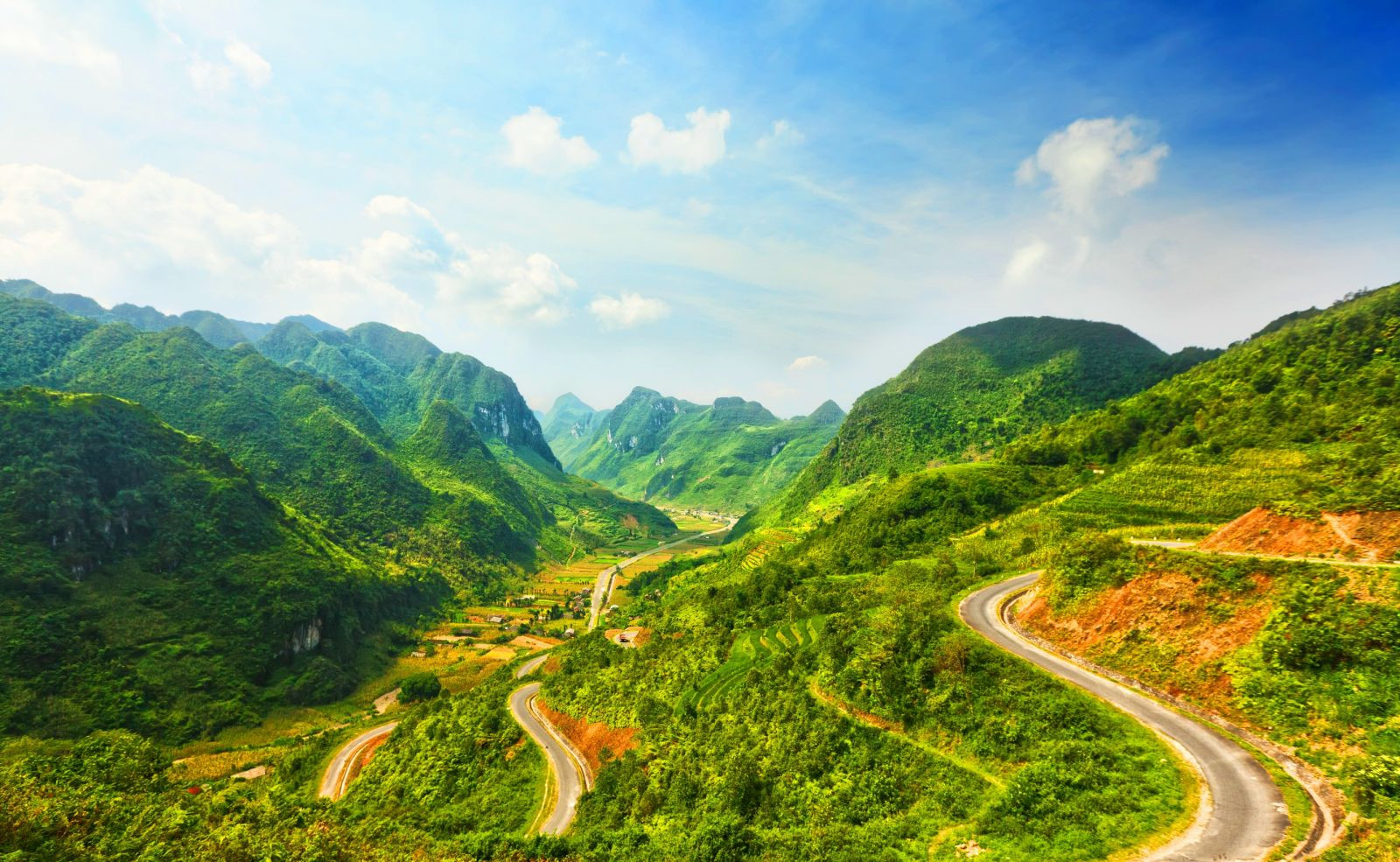 Hà Giang nơi núi rừng hùng vĩ