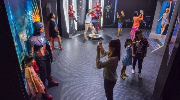 Check in cùng tượng của người nổi tiếng khi đến bảo tàng Madame Tussauds