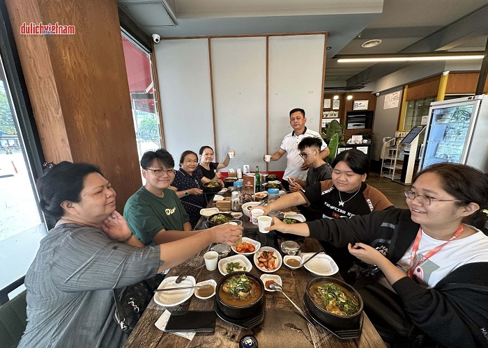 Tour Hàn Quốc 5N4Đ mùa hè: Từ HCM - Seoul - Nami - Everland - Painter Show, Bay Vietnam Airlines/ Vietjet Air + KS 5*