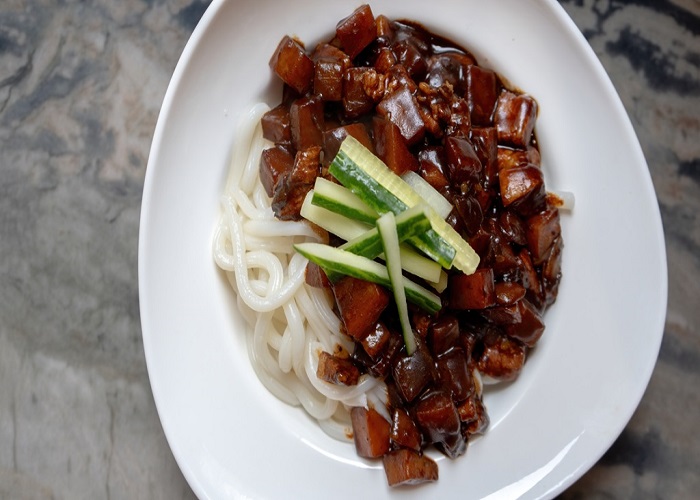 Jjajangmyeon