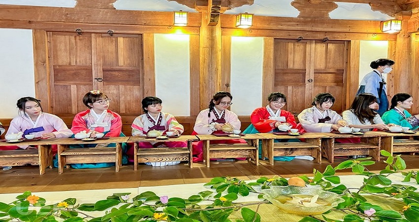 Tour Hàn Quốc 5N4Đ mùa hè: Từ HCM - Seoul - Nami - Everland - Painter Show, Bay Vietnam Airlines/ Vietjet Air + KS 5*