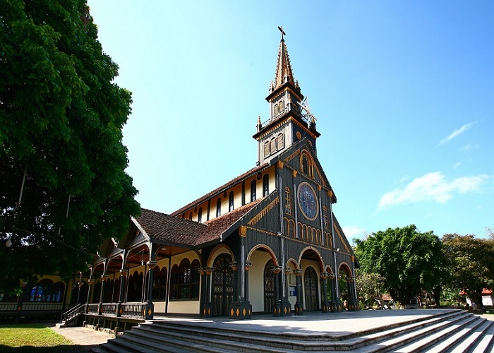Tour Tây Nguyên 3N2Đ: Từ Đà Nẵng - Măng Đen - Kon Tum - Pleiku, Xe Ô tô