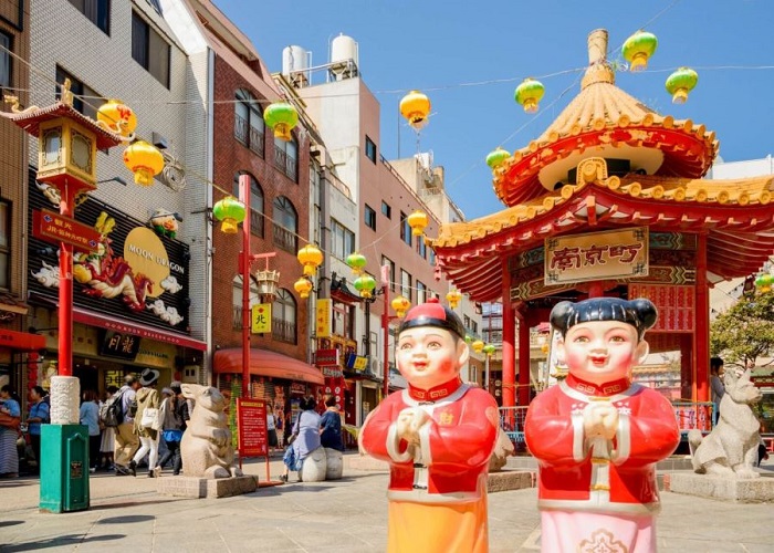 Tour Nhật Bản 5N4Đ: Từ HCM - Kobe - Kyoto - Osaka - Izumisano, Bay Vietnam Airlines + KS 3,4*, Khám phá mùa hoa tử đẳng và hoa chi anh