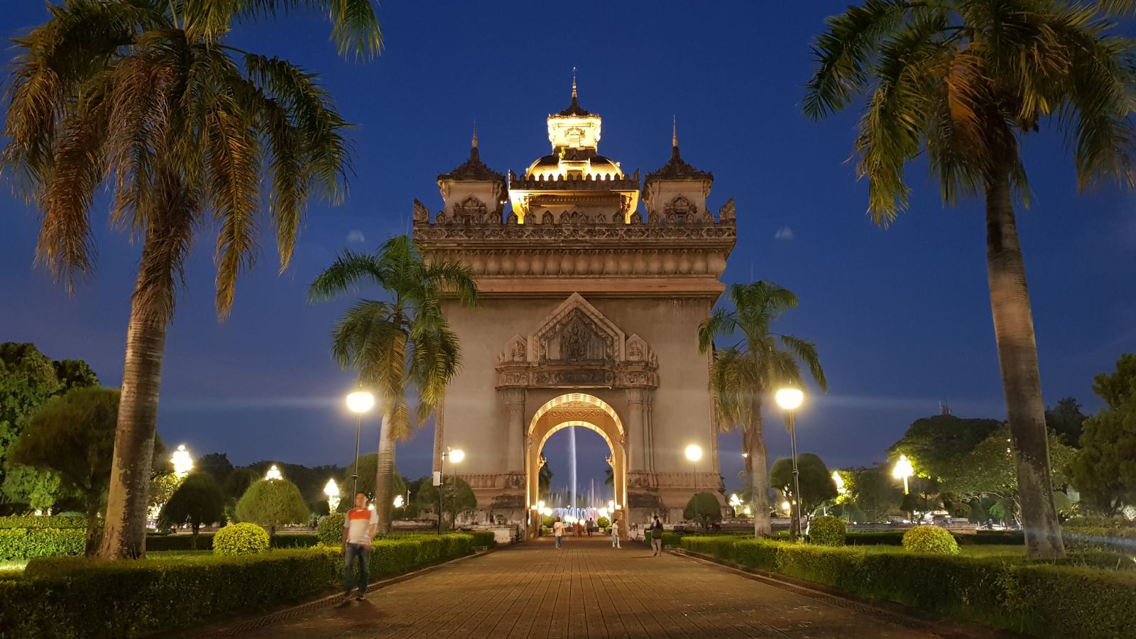 Khải Hoàn Môn Patuxay