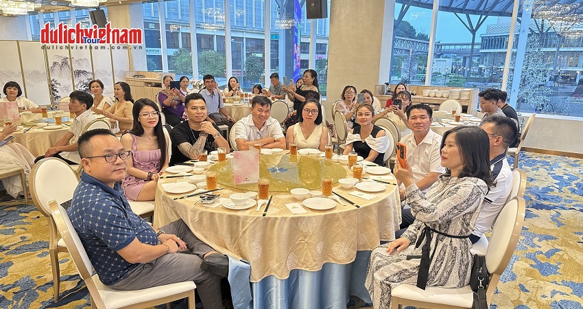 Tour liên tuyến 5N4Đ từ HCM đi Singapore - Malaysia, VMB + KS 3,4*