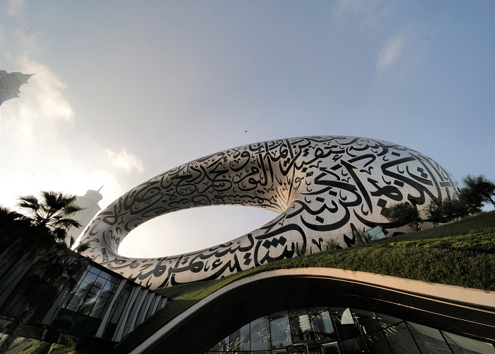 Tour Dubai 5N4Đ: Từ HCM - Dubai - Abu Dhabi, Bay Emirates Airlines 5* + KS 5*