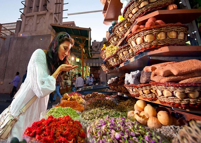 Tour Dubai 5N4Đ: Từ HCM - Dubai - Abu Dhabi, Bay Emirates Airlines 5* + KS 5*