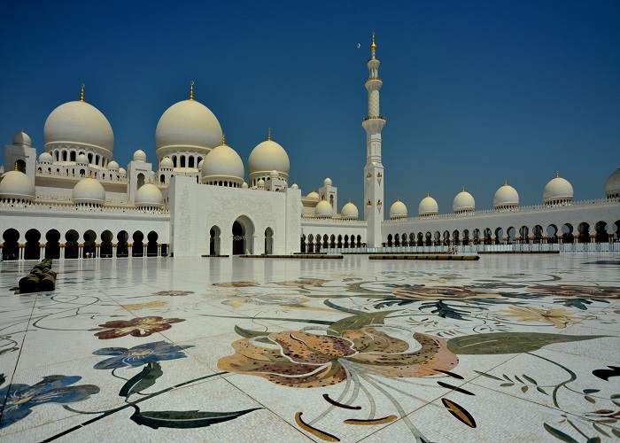 Tour Dubai 5N4Đ: Từ HCM - Dubai - Abu Dhabi, Bay Emirates Airlines 5* + KS 5*