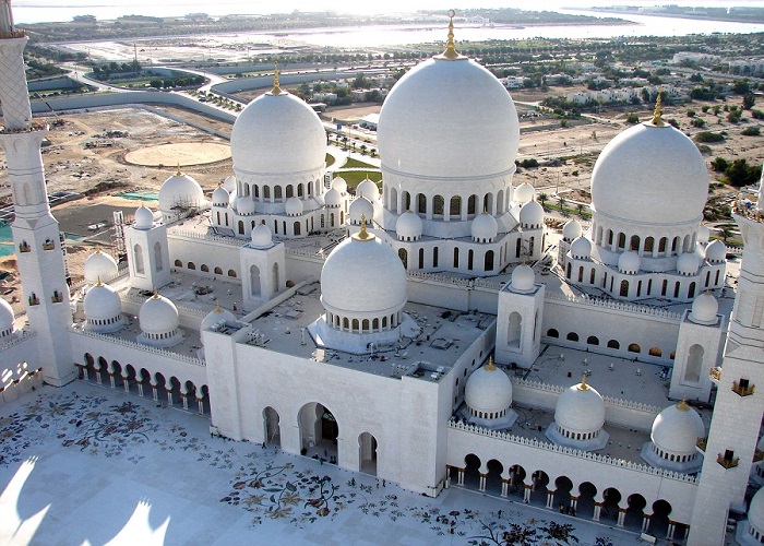 Tour Dubai 5N4Đ: Từ HCM - Dubai - Abu Dhabi, Bay Emirates Airlines 5* + KS 5*