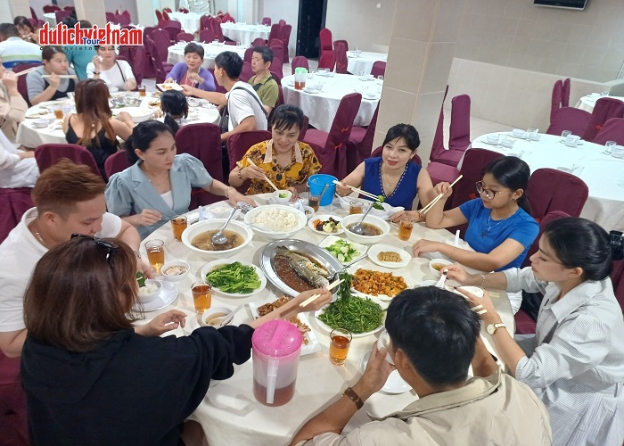 Tour liên tuyến 2 quốc gia 5N4Đ: Từ Đà Nẵng - Singapore - Malaysia, VMB + KS 3*
