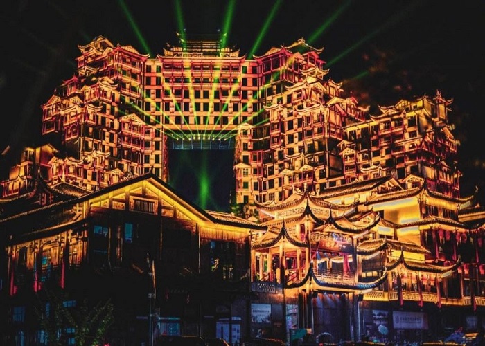 Tour Trung Quốc 6N5Đ: Từ HCM - Ân Thi - Trương Gia Giới - Phượng Hoàng Cổ Trấn, Bay Vietjet Air + KS 3-4*