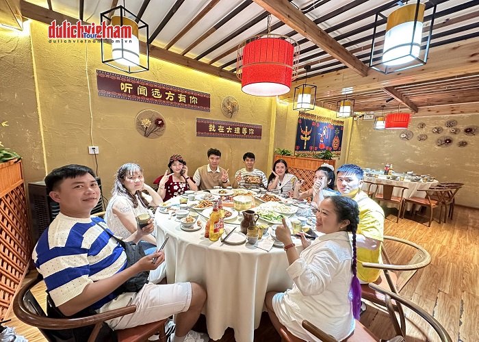 Tour Trung Quốc 5N4Đ: Từ HCM - Thượng Hải - Hàng Châu - Tô Châu - Ô Trấn, Bay VN + Tặng 1 đêm KS 5* Tại Ô Trấn & thưởng thức lẩu Trung Hoa