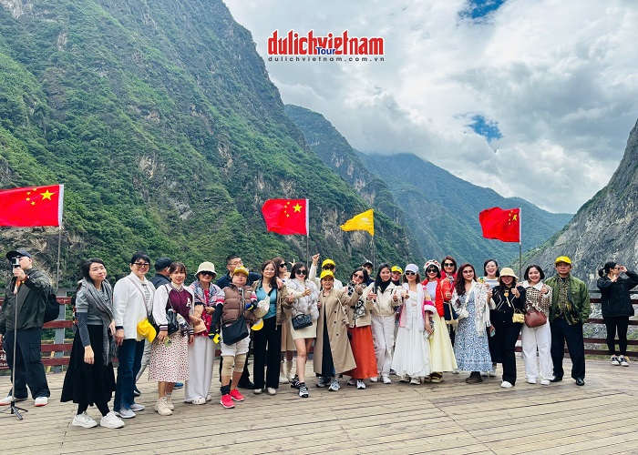 Tour Trung Quốc 6N5Đ: Từ HCM - Đại Lý - Lệ Giang - Shangrila, Bay Ruili Airlines + 3 đêm khách sạn 5* Lệ Giang