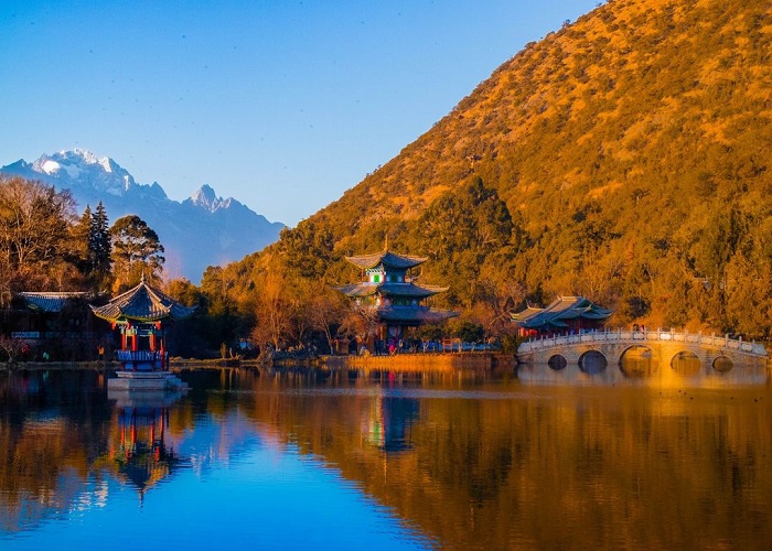 Tour Trung Quốc 5N4Đ: Từ HCM - Lệ Giang - Shangri La, Bay Ruili Airlines