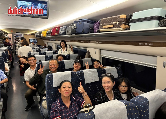 Tour Trung Quốc 6N5Đ: Từ HCM - Thành Đô - Cửu Trại Câu - Công Viên Gấu Trúc - Đô Giang Yển, Bay Sichuan Airlines + KS 4*