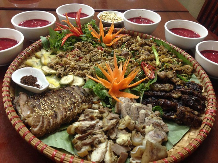 Thưởng thức ẩm thực Sapa