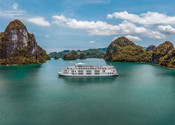Tour du thuyền 5* Ambassador Signature 2N1Đ ngủ đêm trên Vịnh Hạ Long
