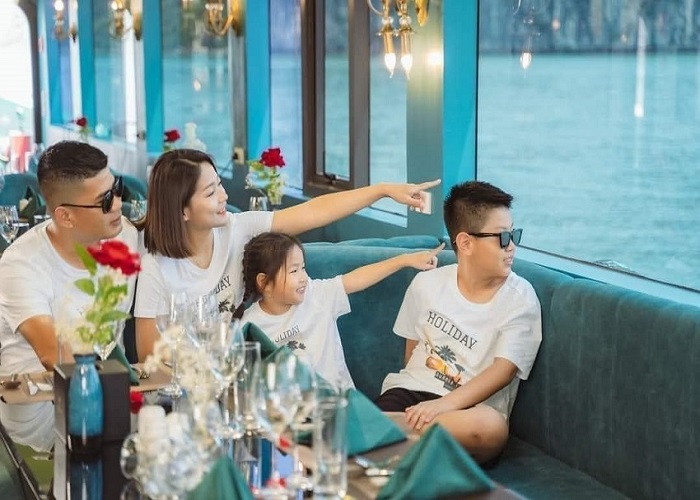 Du thuyền 5* Amethyst 1 Ngày thăm Vịnh Hạ Long