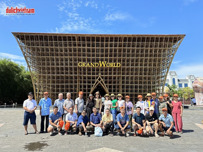 Tour Phú Quốc 4 ngày 3 đêm từ TPHCM - Trọn gói Resort Vinpearl 5 sao, Vé máy bay