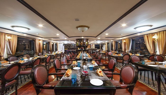 Tour du thuyền 5* Athena Royal 2N1Đ ngủ đêm trên Vịnh Hạ Long